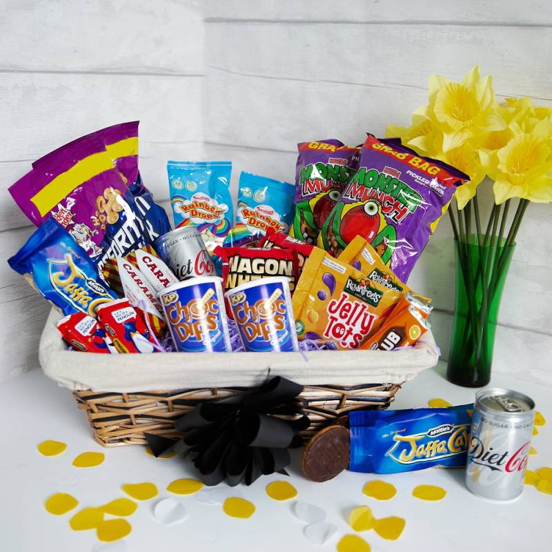 Retro Snack Hamper